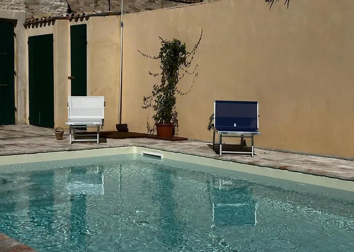 Lägenhet In With Swimming Pool